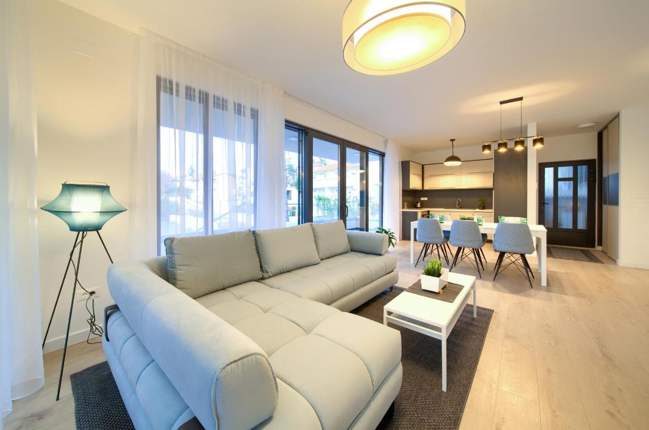 Apartments Perle Малинська Екстер'єр фото